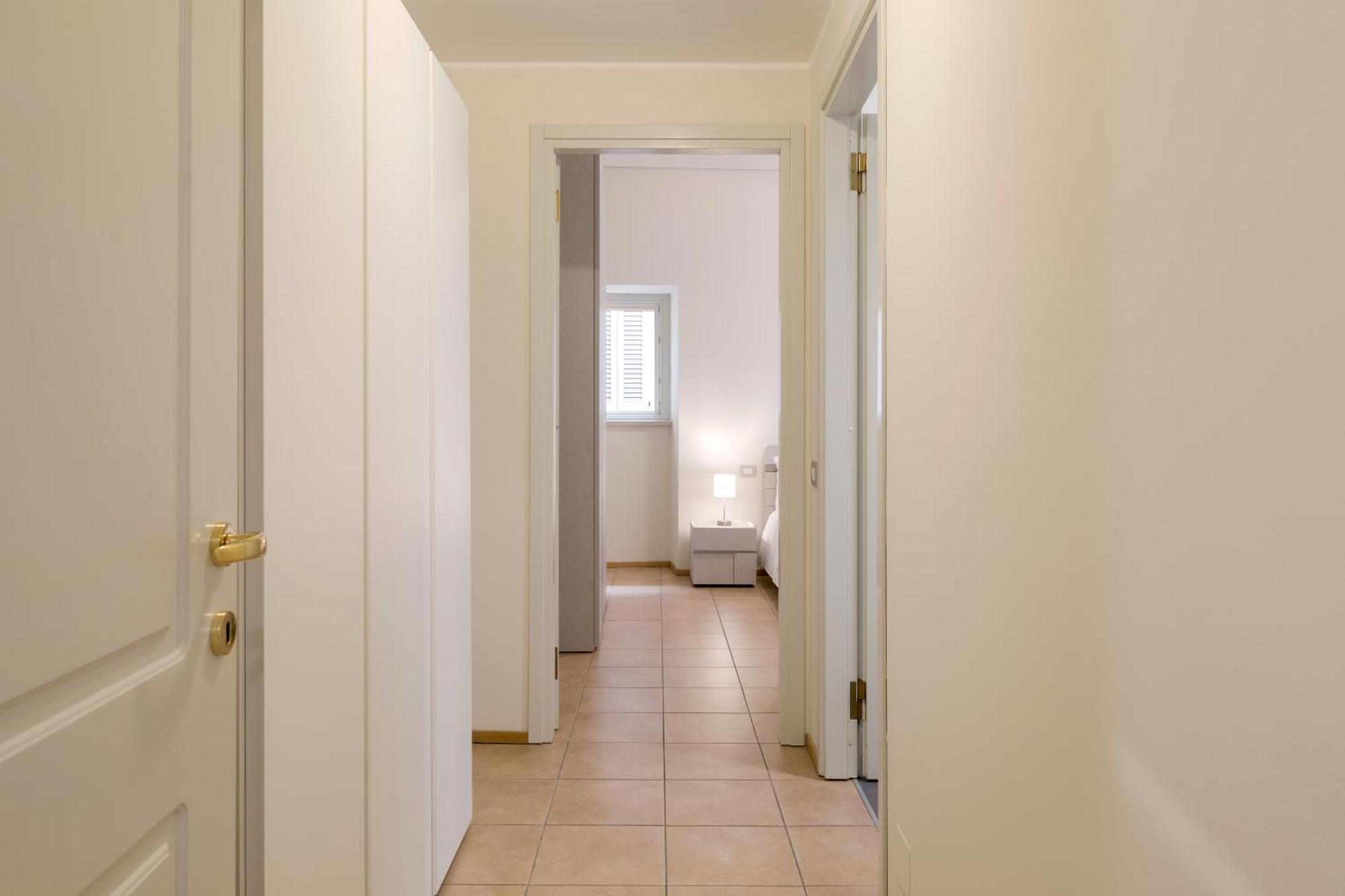 Domus Apartments Como - By Relais Di Giada エクステリア 写真