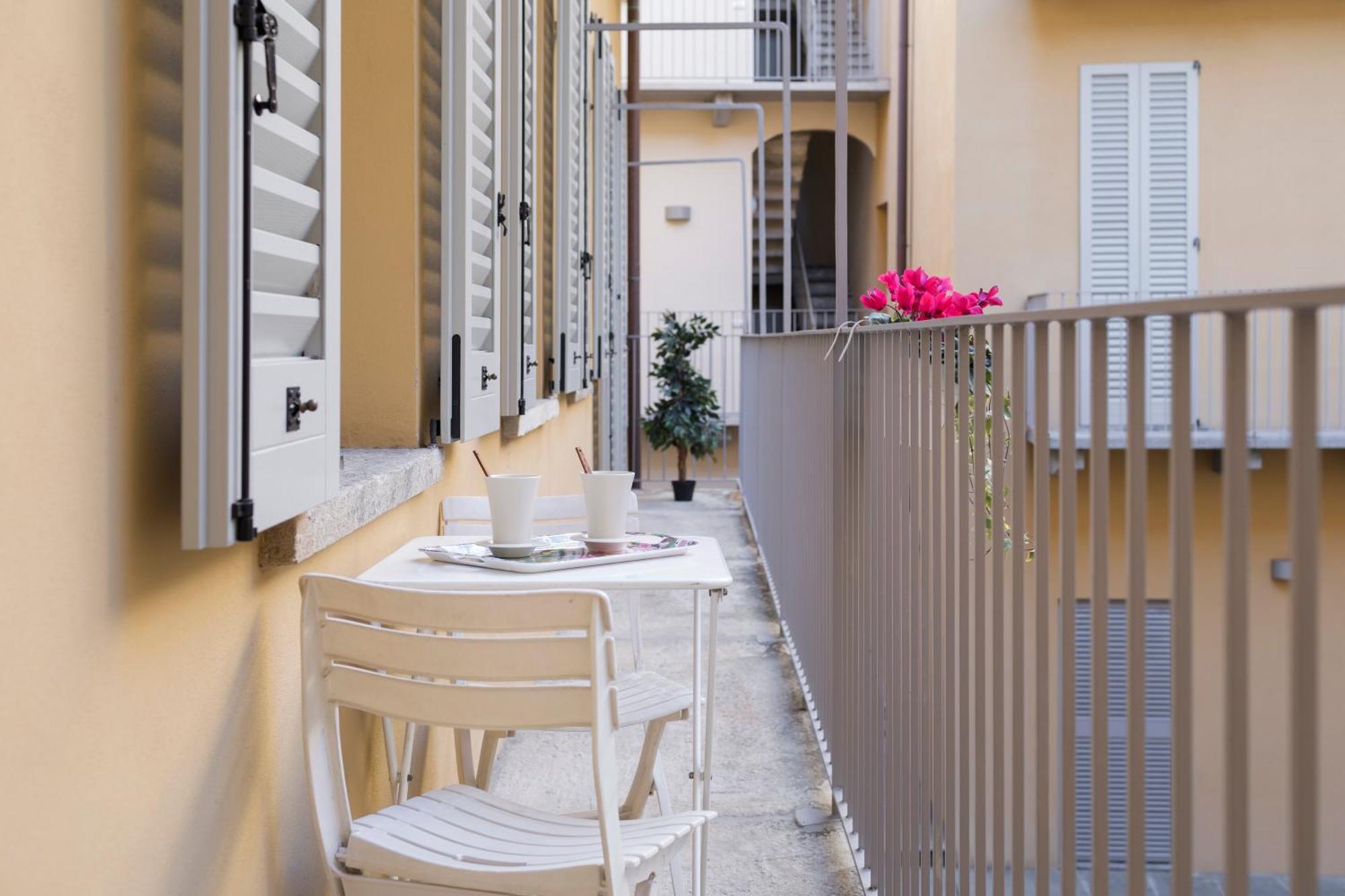 Domus Apartments Como - By Relais Di Giada エクステリア 写真